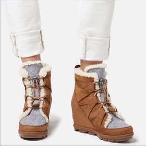 NEW w/ Box Joan of the Artic Boots w/ Sherling- Size 7.5